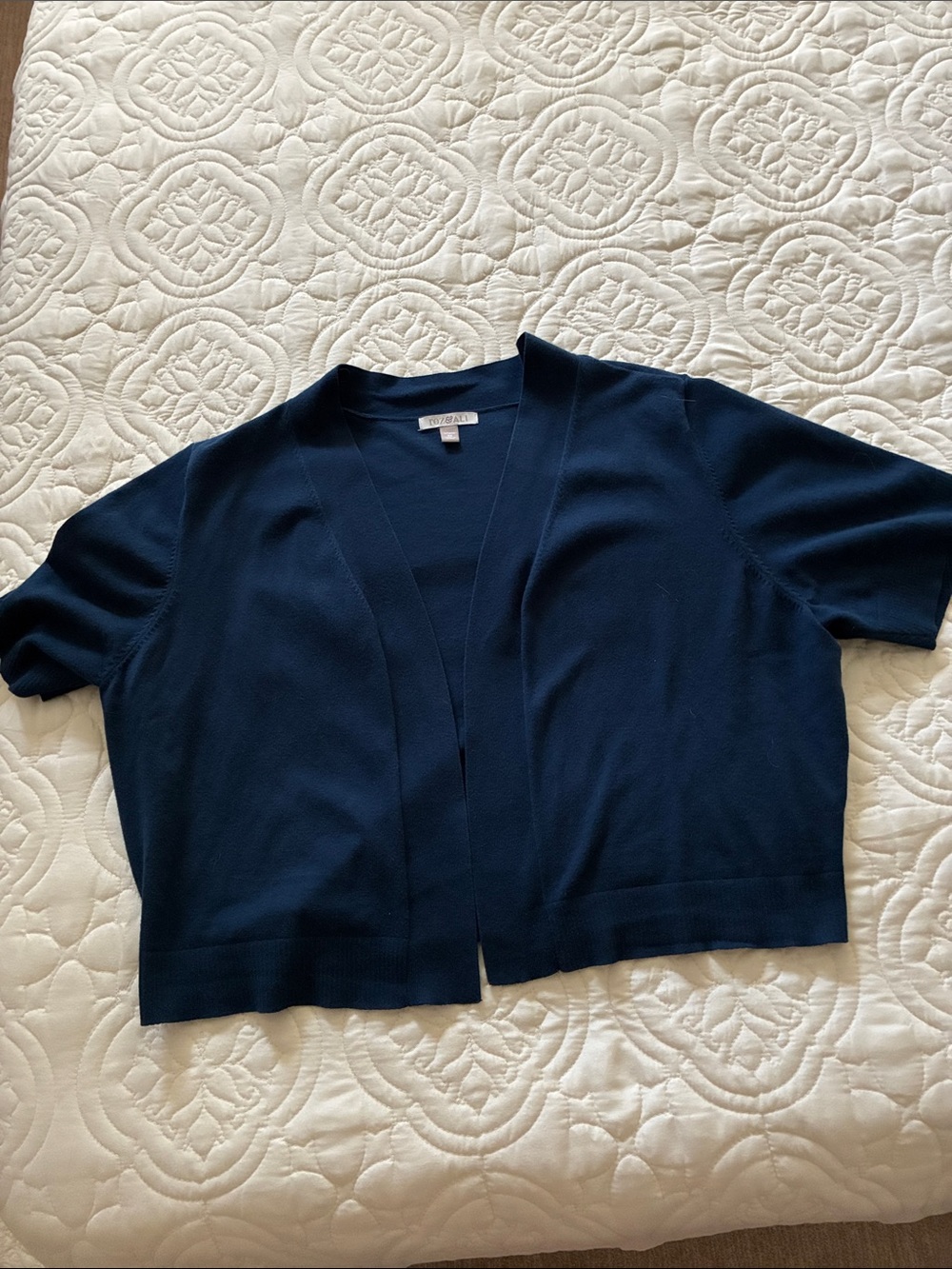 Roz & Ali navy blue shrug, short sleeve lightweight sweater size 3X - Picture 4 of 4
